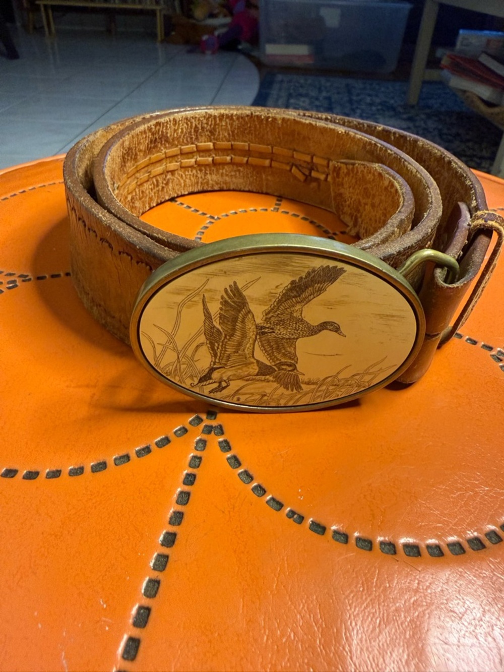 1981 Barlow Belt Ducks Buckle W Tooled Leather‎ Belt Sz36